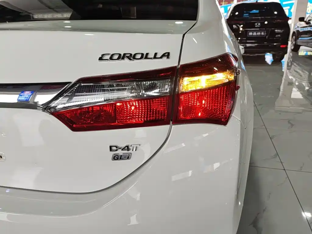 Toyota Corolla 2019 — фото 8
