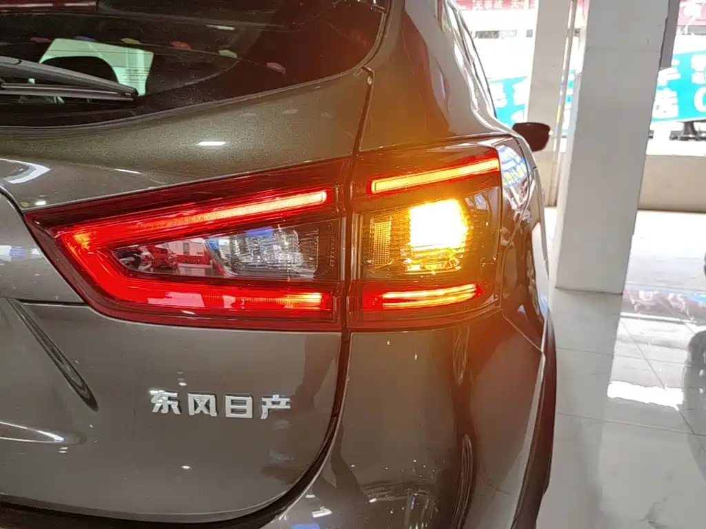 Nissan Qashqai 2022 — фото 8