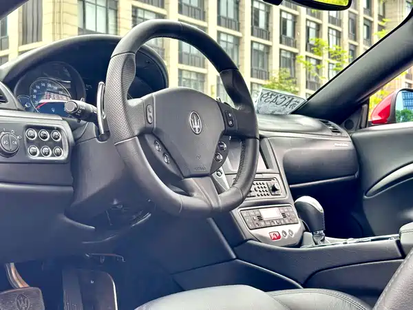 Maserati Grancabrio 2016