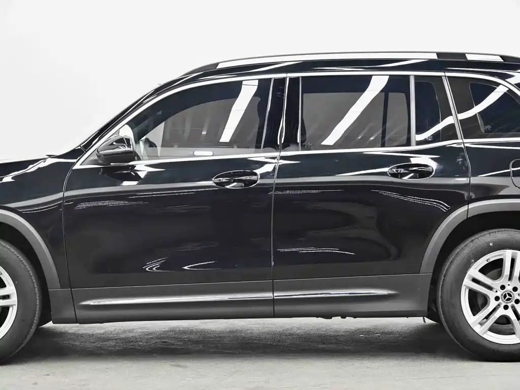 Mercedes-Benz GLB 2023 — фото 24