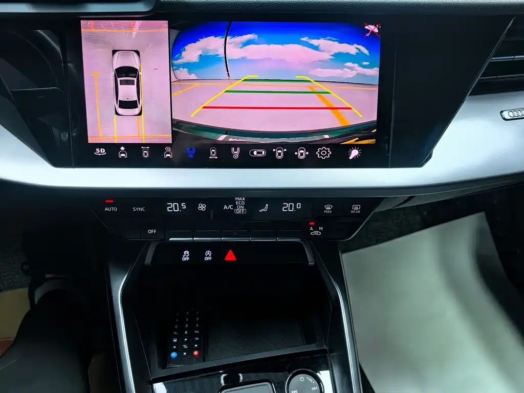 Audi A3 2021 — фото 17