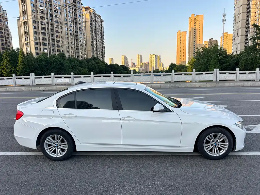 BMW 3 Series 2015 — фото 3