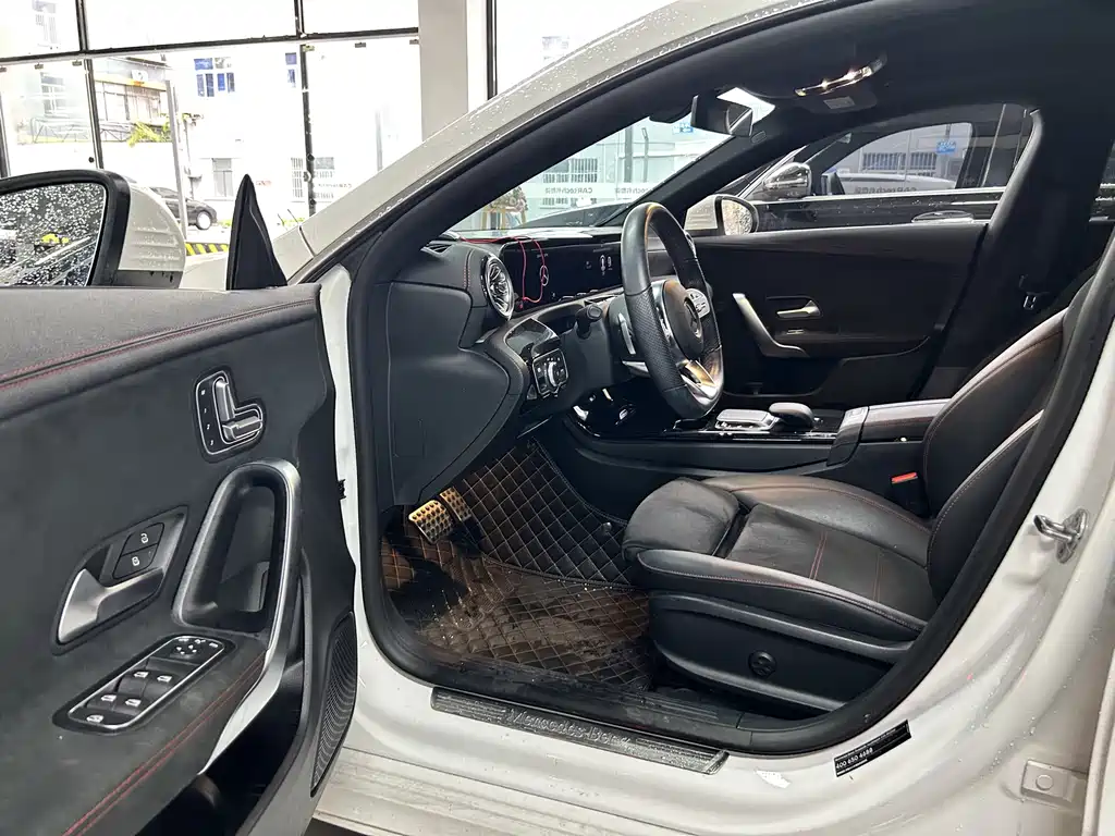 Mercedes-Benz CLA 2022 — фото 6