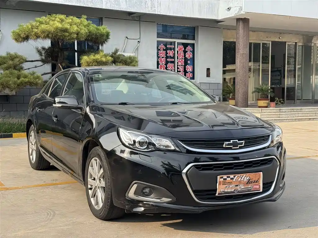 Chevrolet Malibu 2017 — фото 2