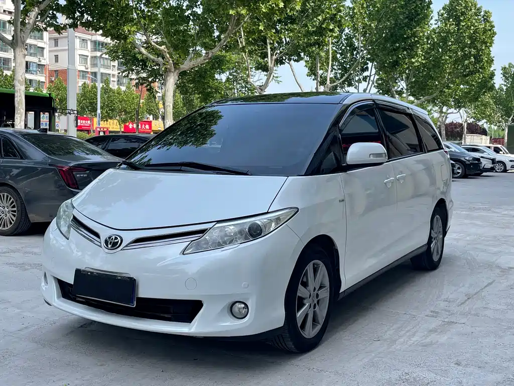 Toyota Previa 2011