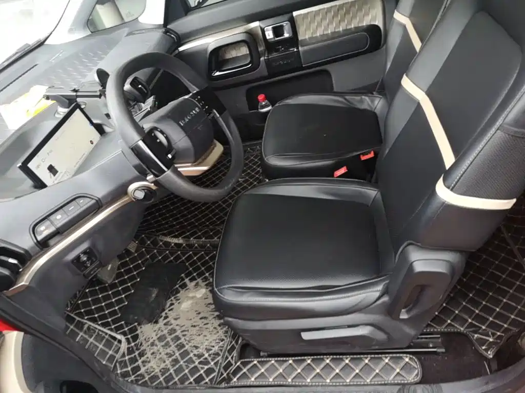 Baojun KiWi EV 2022 — фото 15