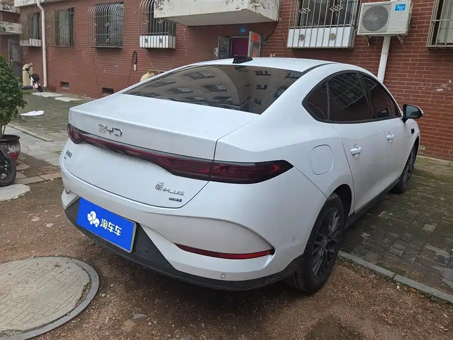 BYD Qin PLUS 2025 — фото 3