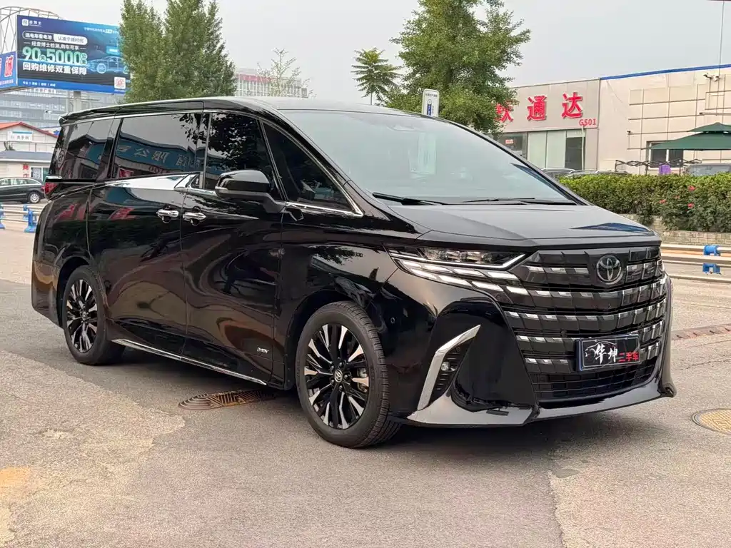 Toyota Alphard 2024 — фото 13
