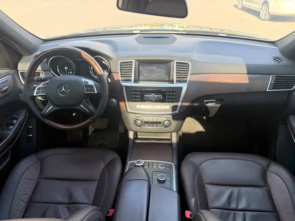 Mercedes-Benz GL-Class 2015 — фото 15