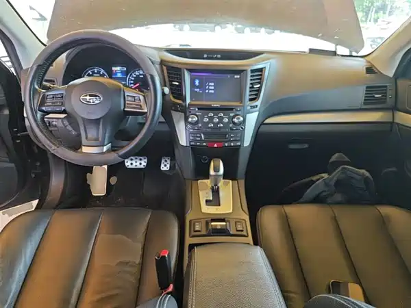 Subaru Outback 2014