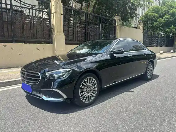 Mercedes-Benz E-Class 2021