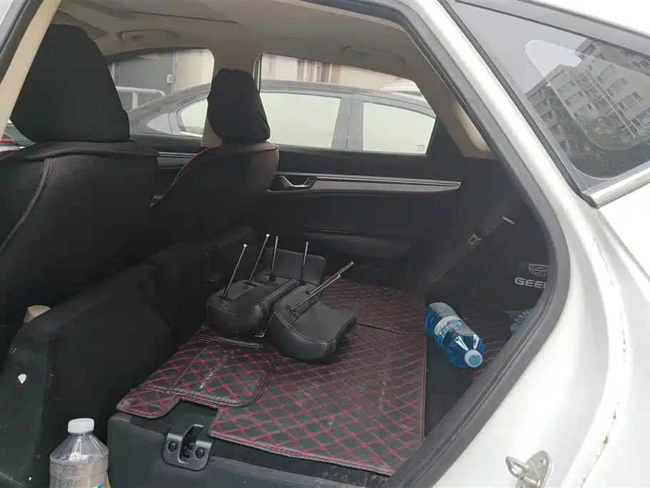 Geely Emgrand GS 2019 — фото 11