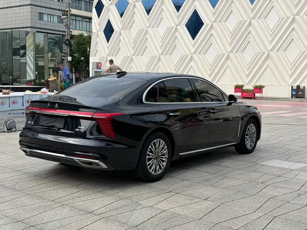 Hongqi H5 2022 — фото 4