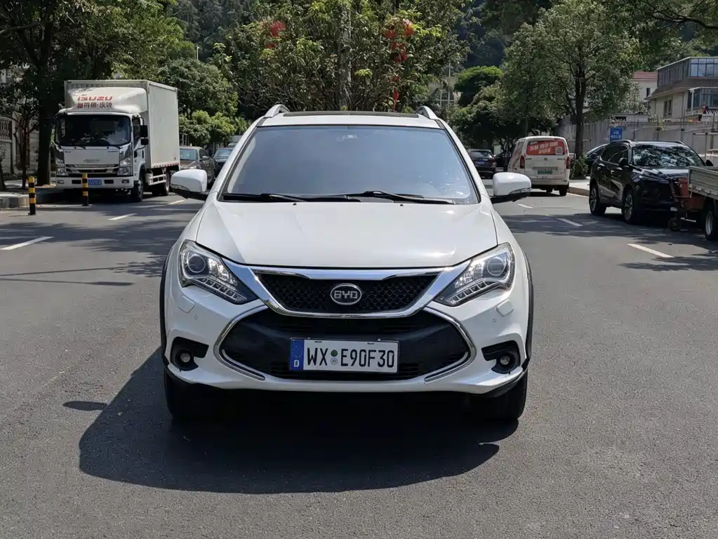 BYD Tang New Energy 2015