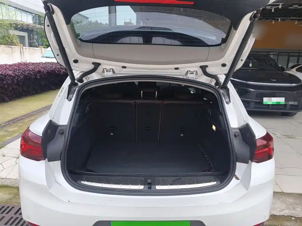 BMW X2 2022 — фото 19