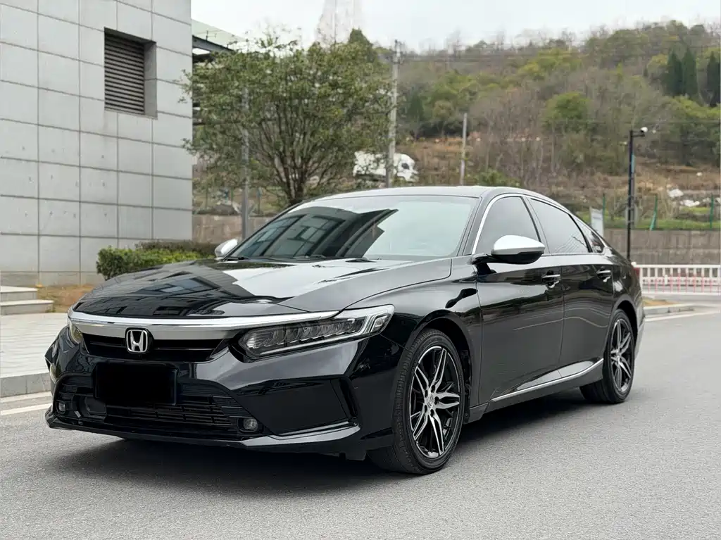 Honda Inspire 2022 — фото 1