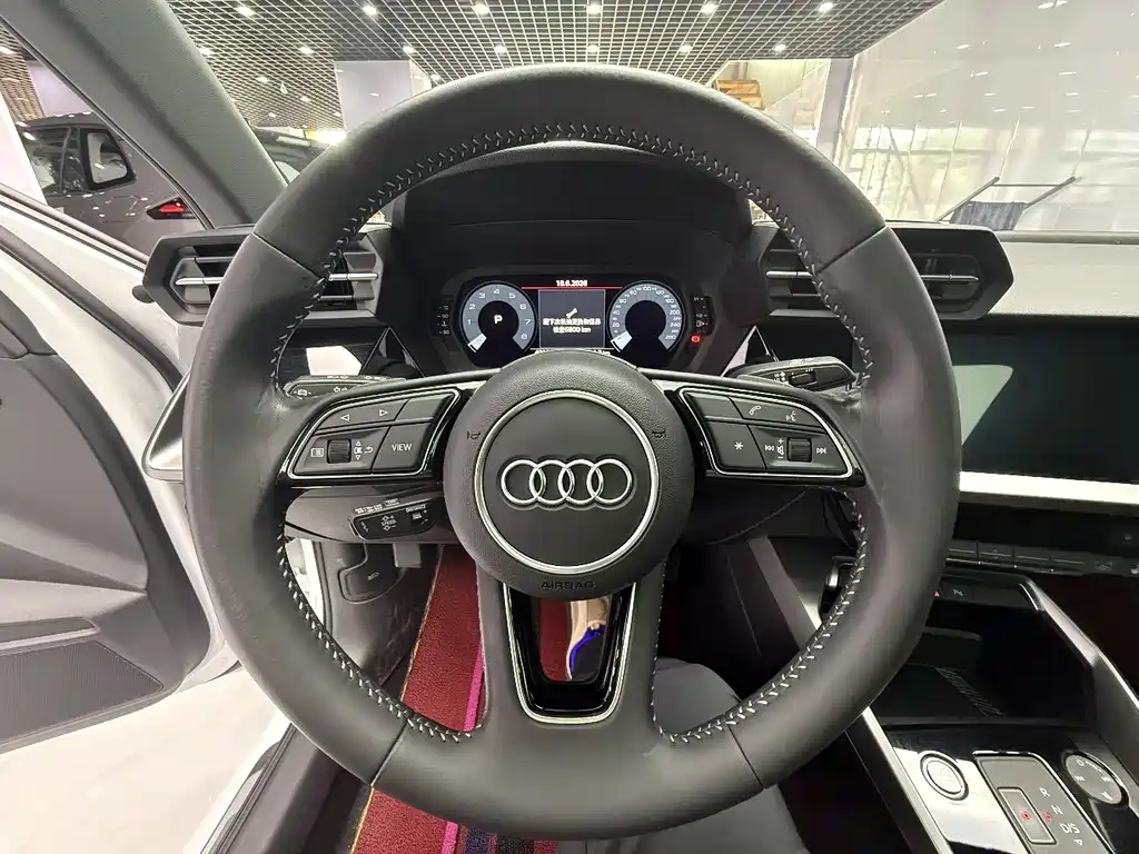 Audi A3 2022 — фото 10