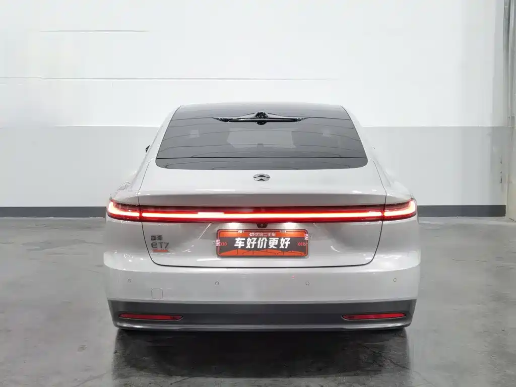 NIO ET7 2022