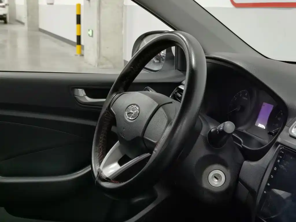 Hyundai Verna 2019 — фото 22