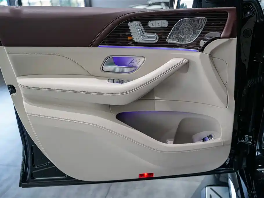 Mercedes-Benz GLS 2021 — фото 3