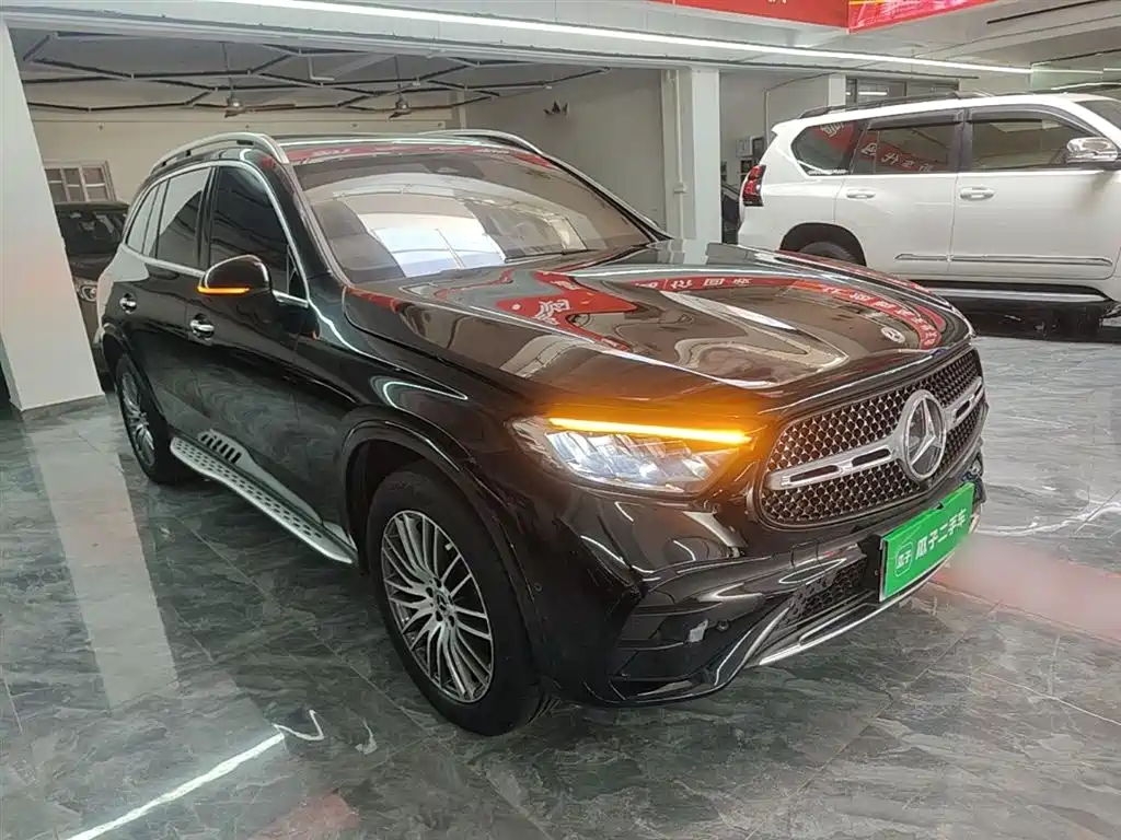 Mercedes-Benz GLC 2023 — фото 4