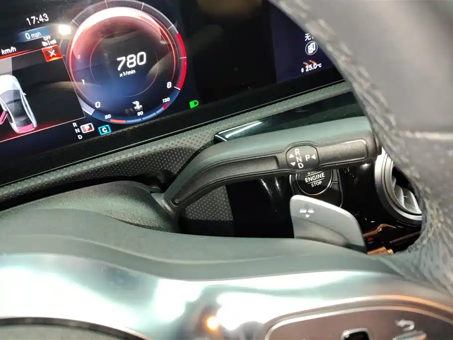 Mercedes-Benz A-Class 2023 — фото 16