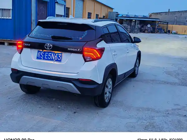 Toyota Yaris L 2020