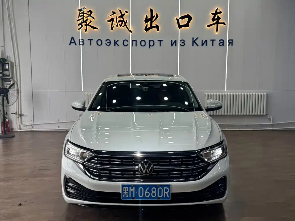 Volkswagen Sagitar 2022