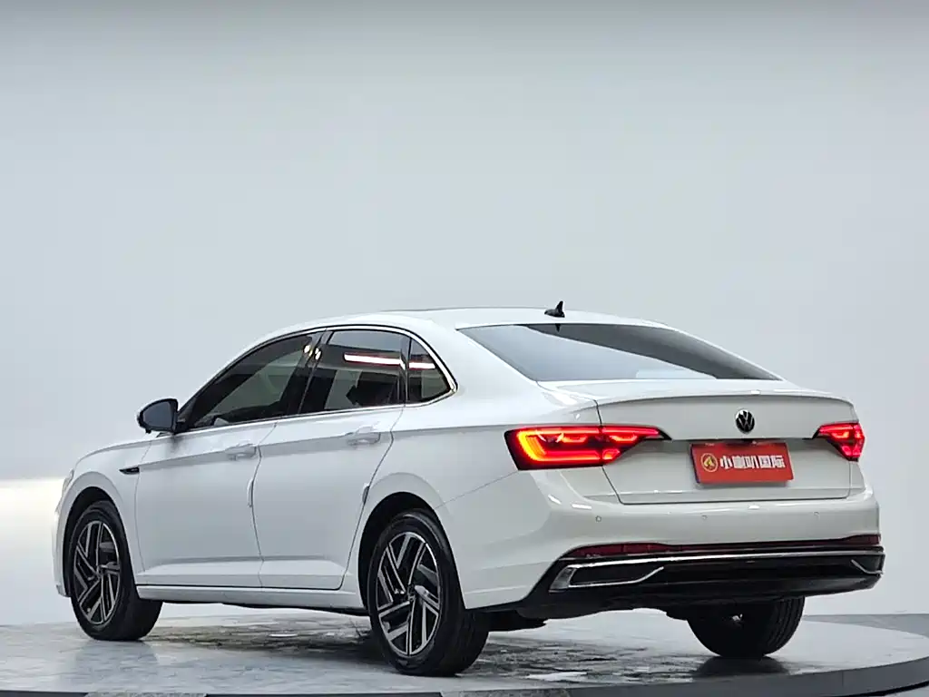 Volkswagen Sagitar 2023