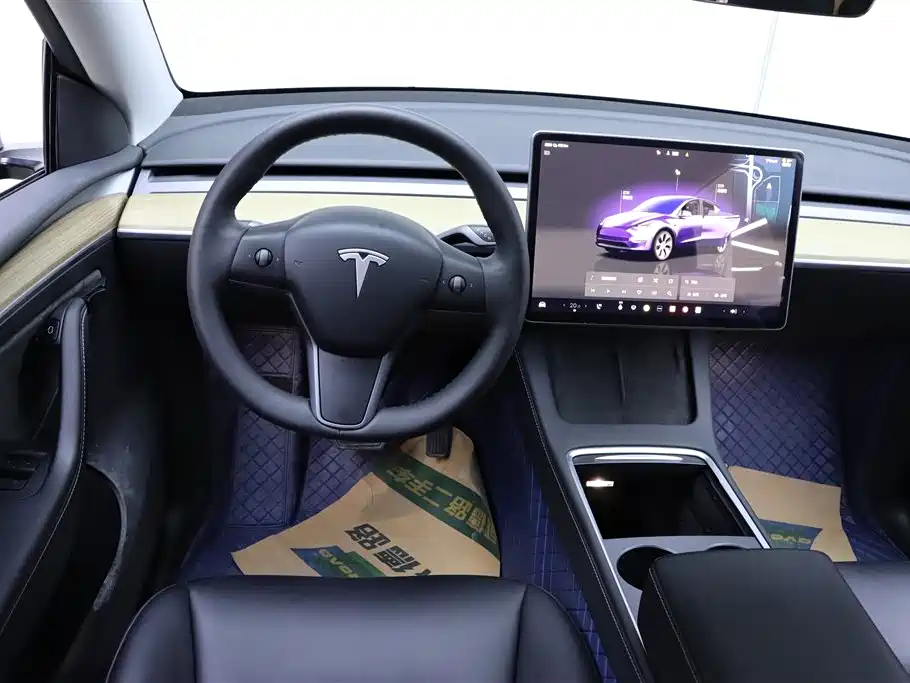 Tesla Model Y 2023 — фото 26