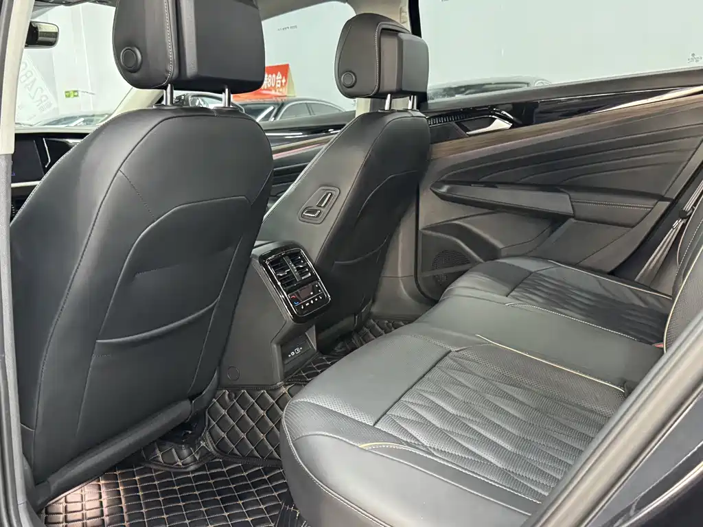 Volkswagen Passat 2021