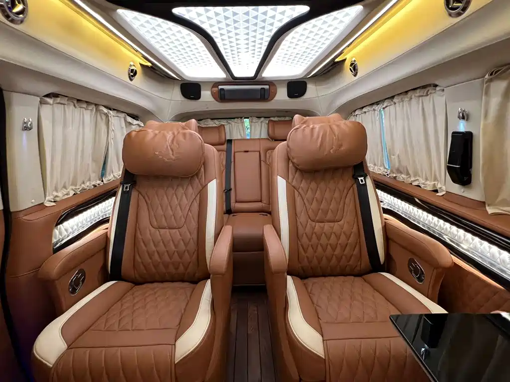 Mercedes-Benz Vito 2020 — фото 11