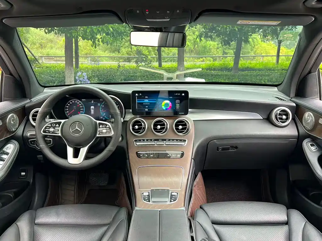 Mercedes-Benz GLC 2020