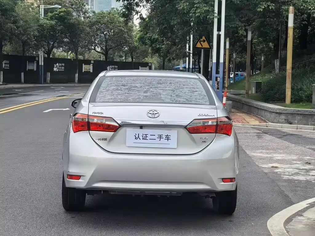 Toyota Corolla 2018 — фото 4