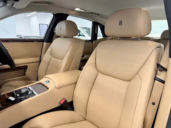 Rolls-Royce Ghost 2016