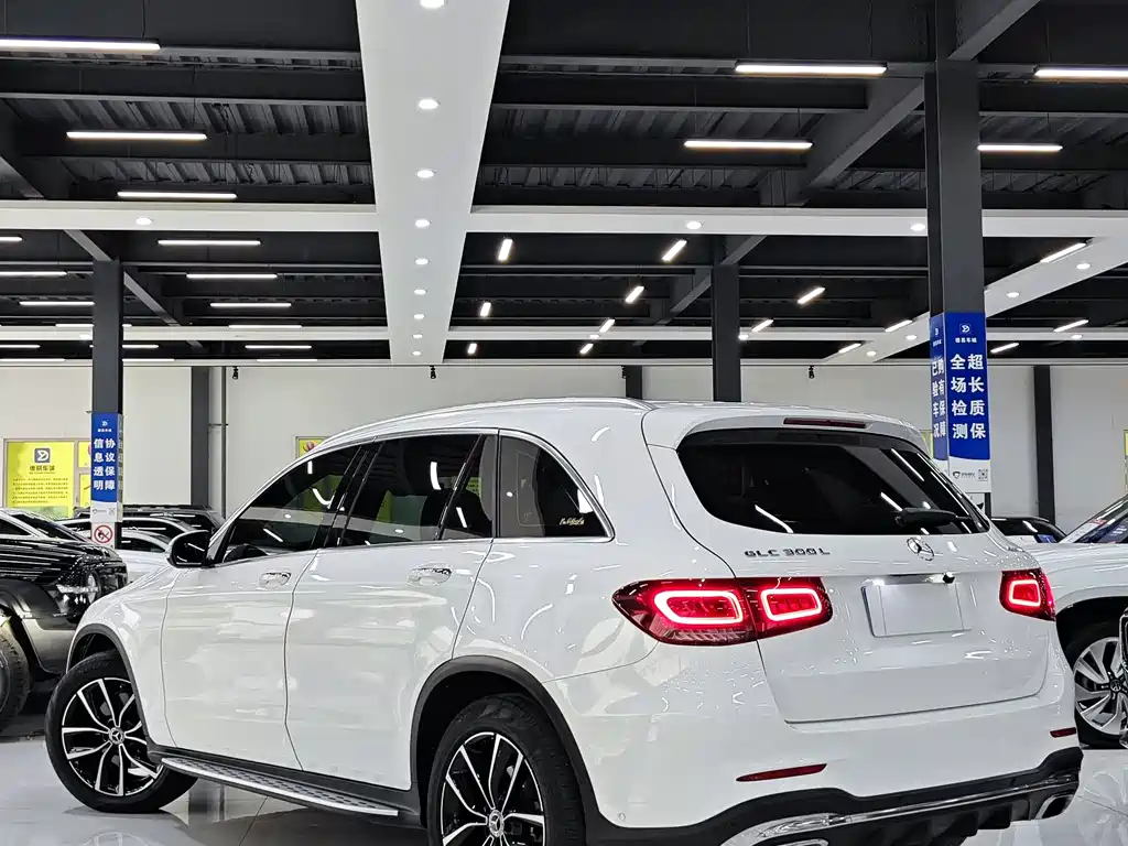 Mercedes-Benz GLC 2019 — фото 9