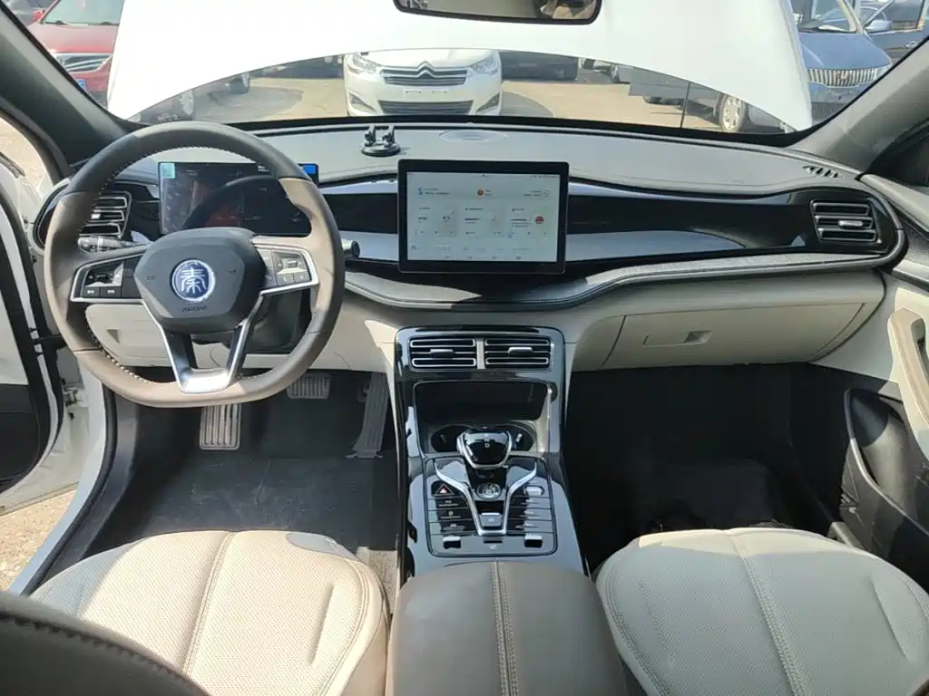BYD Qin PLUS 2025 — фото 10
