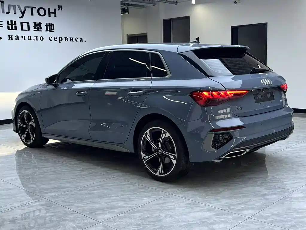 Audi A3 2022 — фото 5