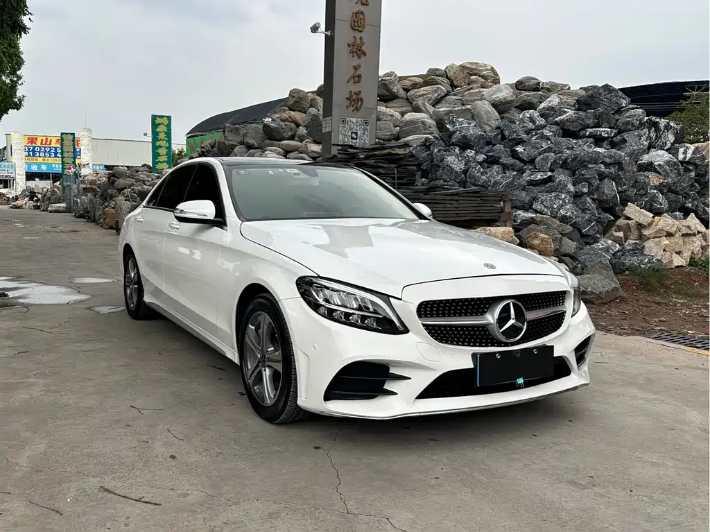 Mercedes-Benz C-Class 2020 — фото 3