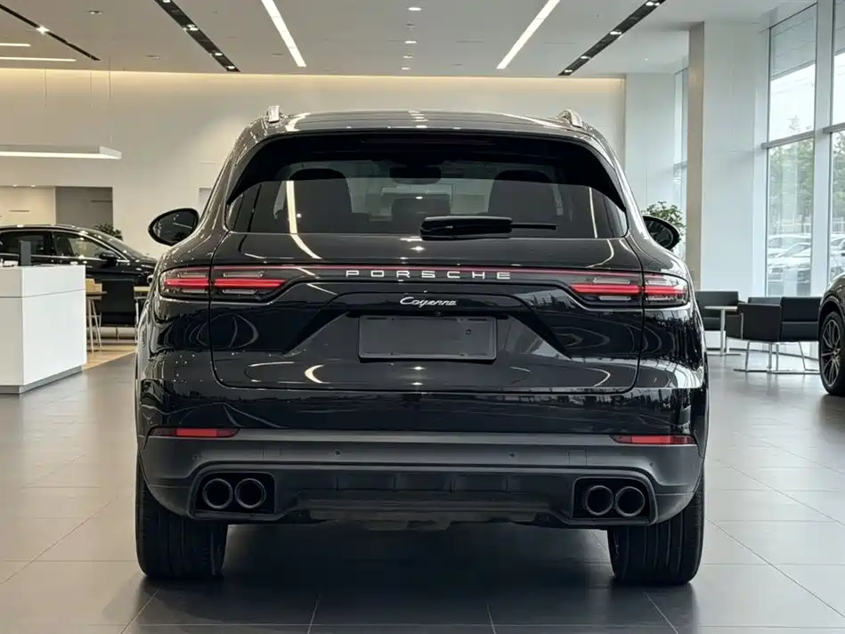 Porsche Cayenne 2018 — фото 8