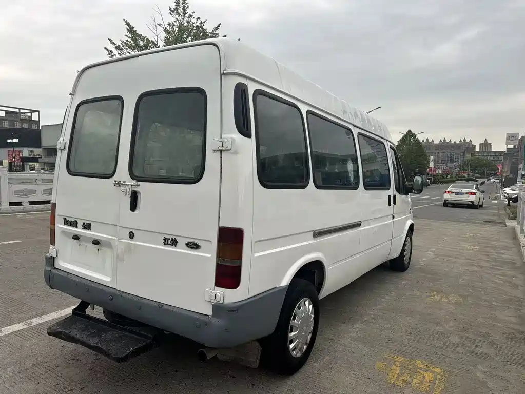 Ford Transit Classic 2013 — фото 9