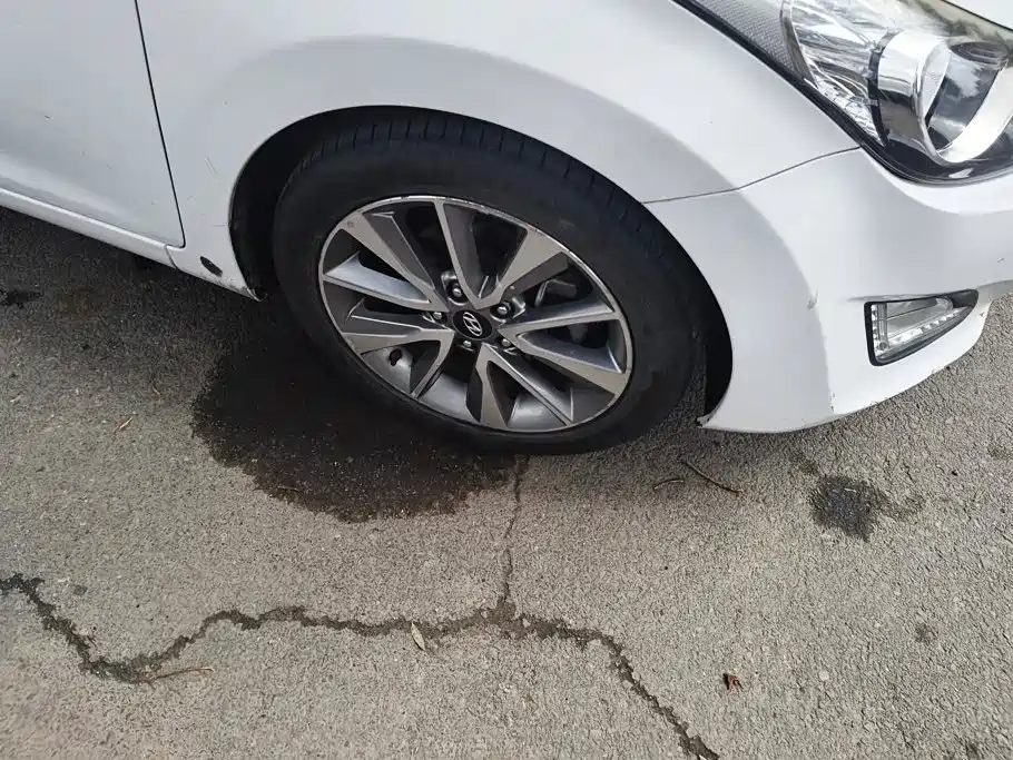 Hyundai Elantra 2015