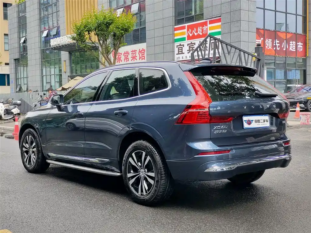 Volvo XC60 2024 — фото 4