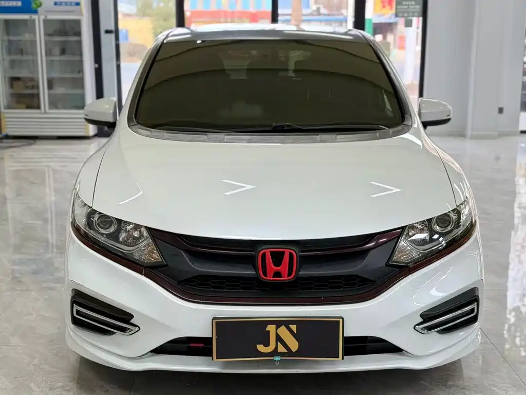 Honda Jade 2018 — фото 1