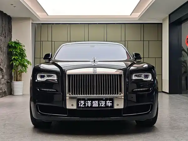 Rolls-Royce Ghost 2015