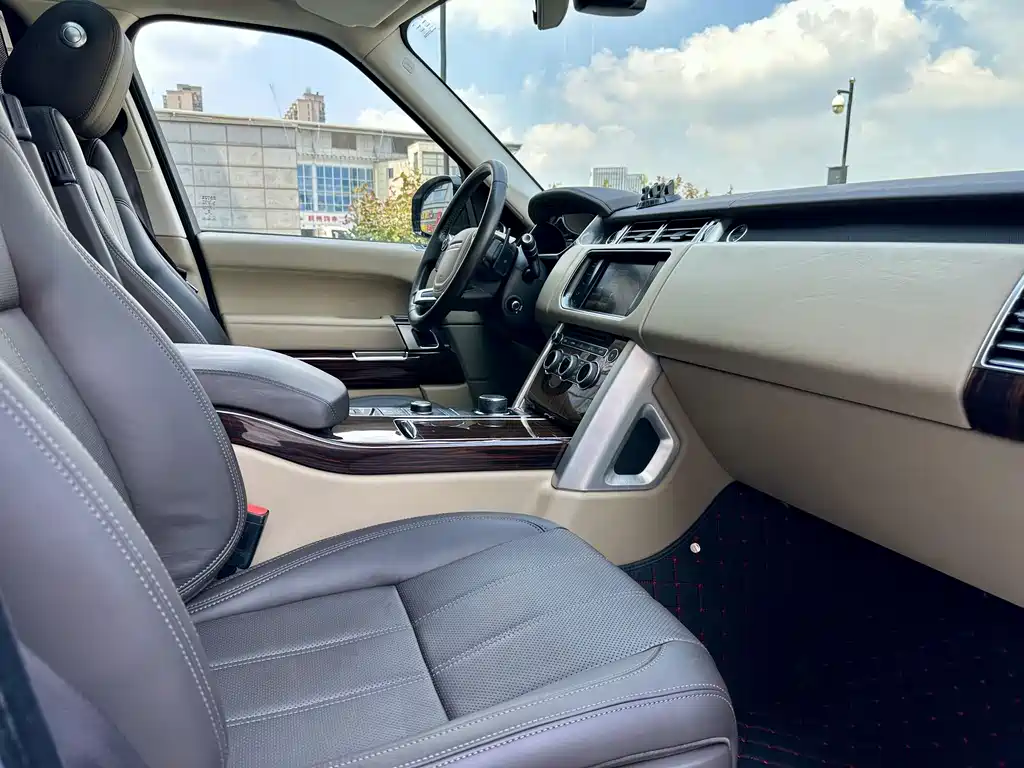 Land Rover Range Rover 2015 — фото 10