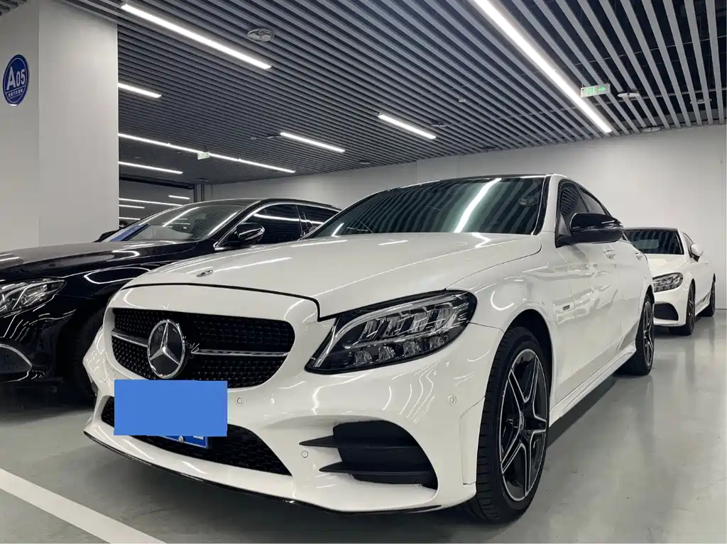 Mercedes-Benz C-Class 2021