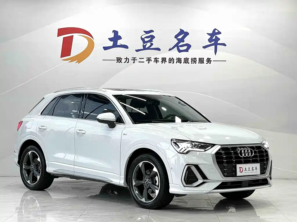 Audi Q3 2022 — фото 3