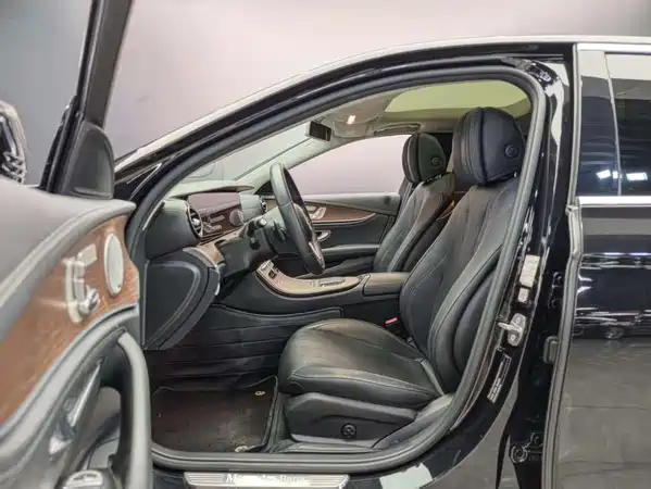 Mercedes-Benz E-Class 2020