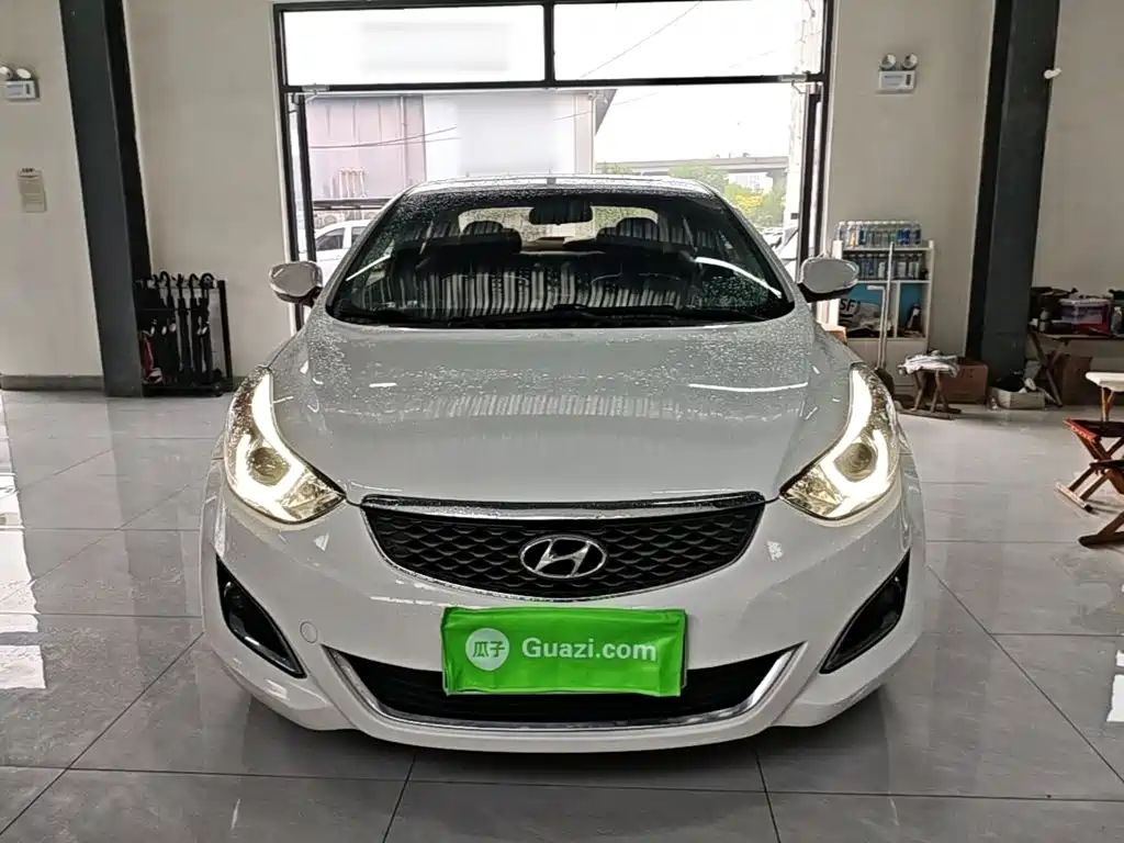 Hyundai Elantra 2017